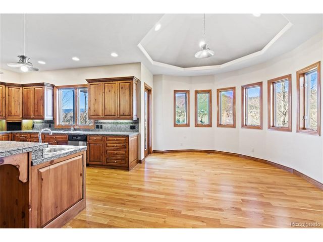 270 Black Bear Dr, Gypsum, CO 81637