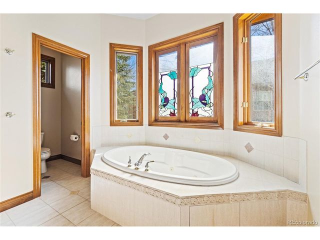 270 Black Bear Dr, Gypsum, CO 81637