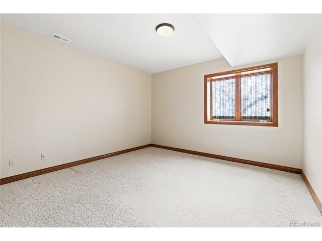 270 Black Bear Dr, Gypsum, CO 81637