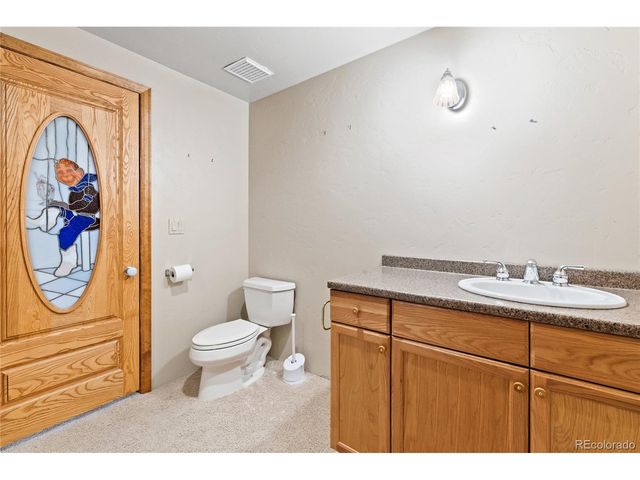 270 Black Bear Dr, Gypsum, CO 81637