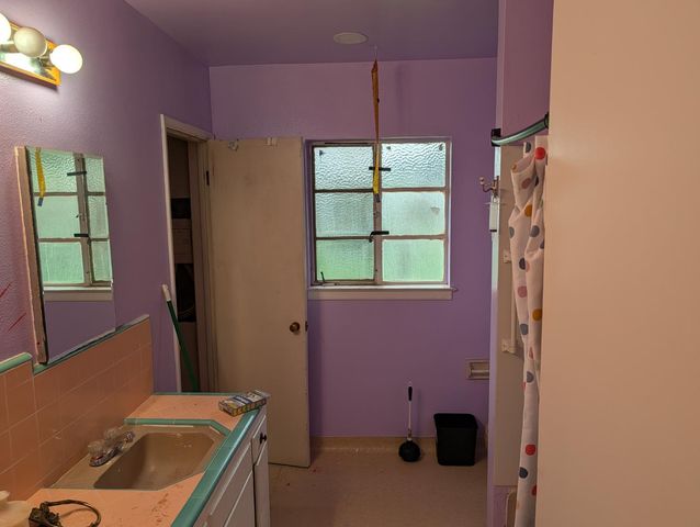 5468 E Grant Avenue, Fresno, CA 93727