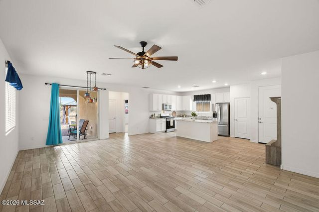 782 W Calle Calca, Sahuarita, AZ 85629