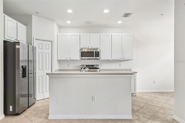 7928 LIMESTONE LANE 19-105, Sarasota, FL 34233