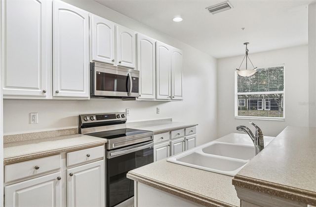 7928 LIMESTONE LANE 19-105, Sarasota, FL 34233