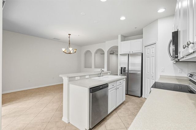 7928 LIMESTONE LANE 19-105, Sarasota, FL 34233