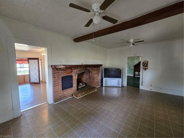 502 Cascade Avenue, Eden, NC 27288