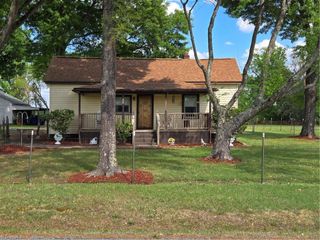 502 Cascade Avenue, Eden, NC 27288