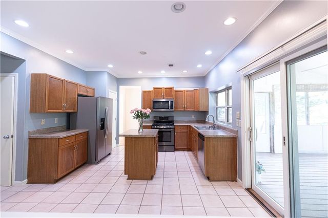 2151 Buckley Trail, Snellville, GA 30078