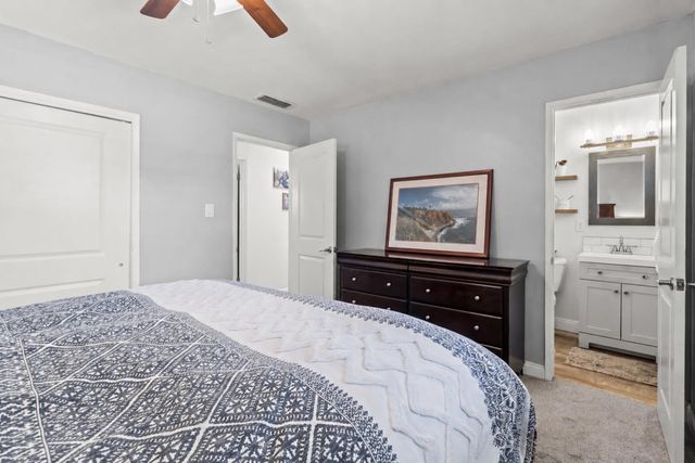 5780 Pearson Ave, Loomis, CA 95650