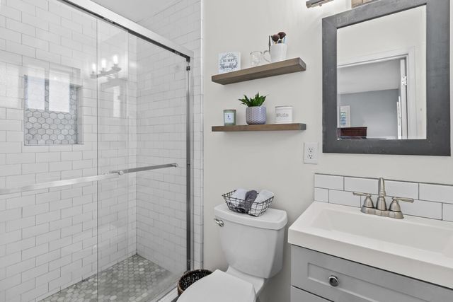 5780 Pearson Ave, Loomis, CA 95650