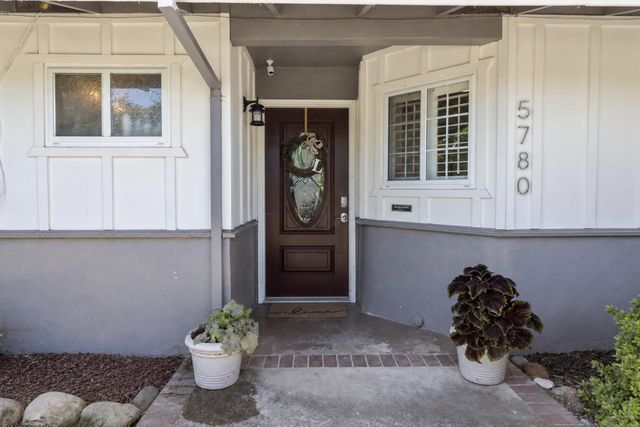 5780 Pearson Ave, Loomis, CA 95650