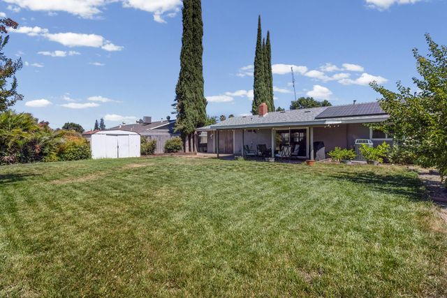 5780 Pearson Ave, Loomis, CA 95650