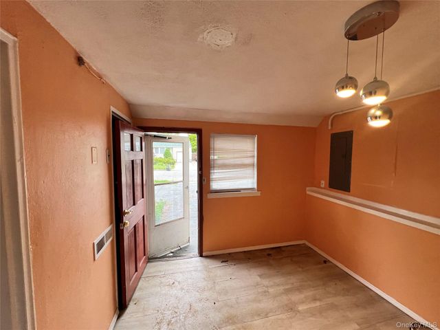 3016 Beechnut Avenue, Medford, NY 11763