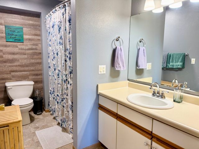 540 Augusta Circle 9, North Liberty, IA 52317