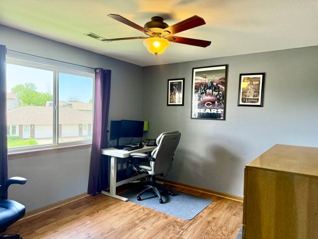 540 Augusta Circle 9, North Liberty, IA 52317