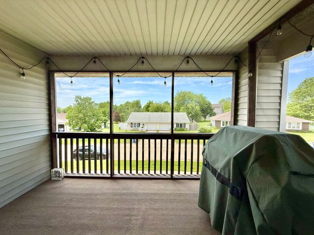 540 Augusta Circle 9, North Liberty, IA 52317