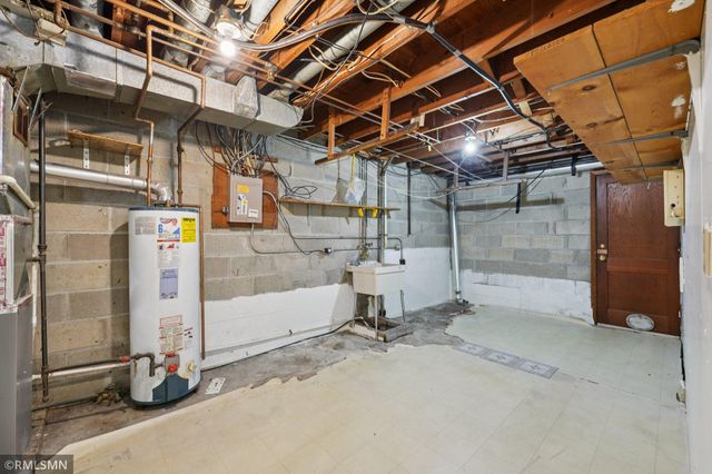 6107 Penn Avenue S, Minneapolis, MN 55419