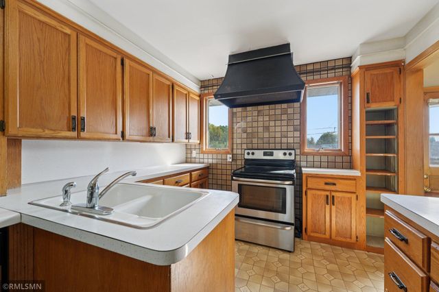 6107 Penn Avenue S, Minneapolis, MN 55419