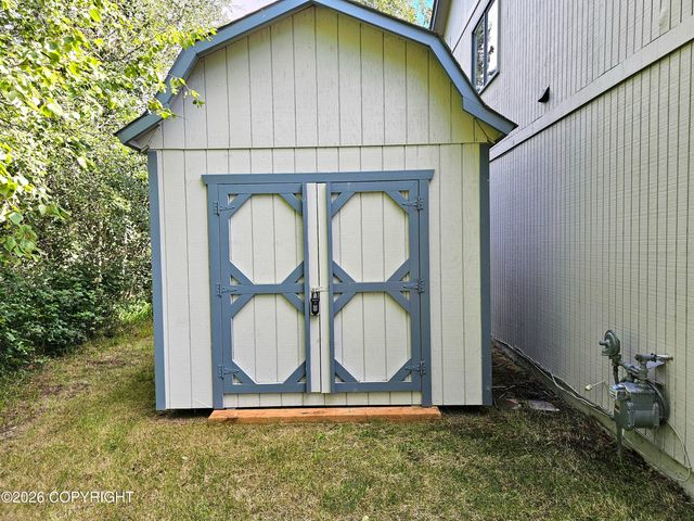 1965 N Kentucky Derby Drive, Palmer, AK 99645