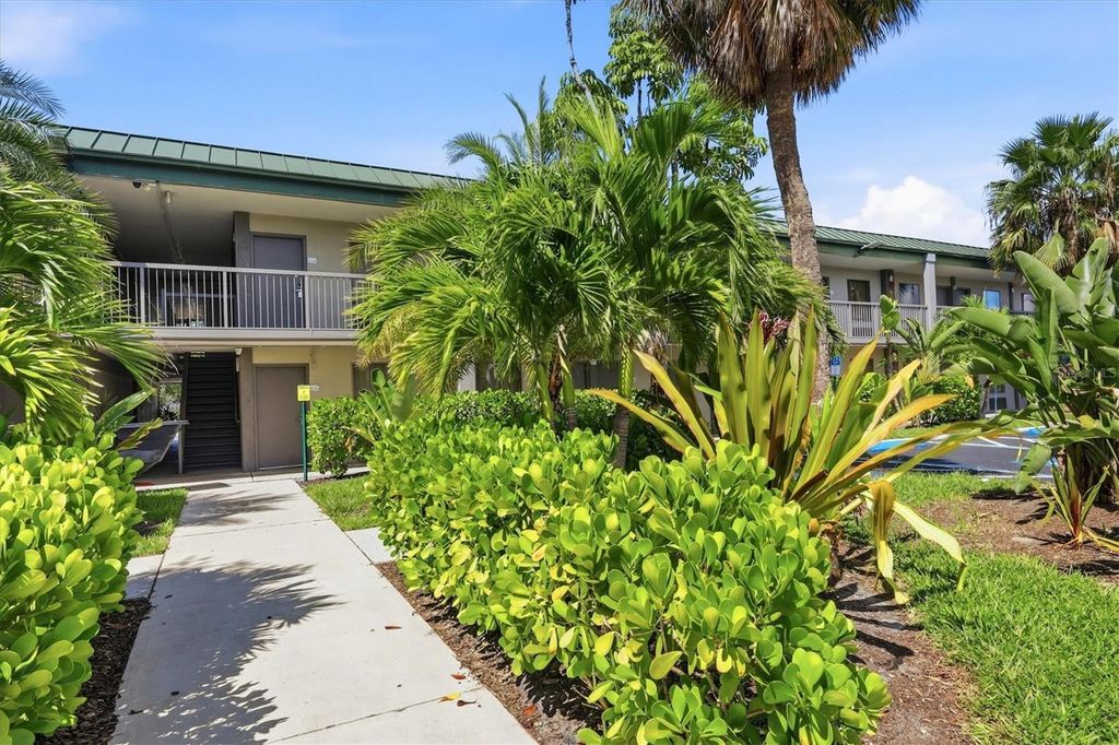 7150 N TAMIAMI TRAIL S511, SARASOTA, FL 34243 — photo 5