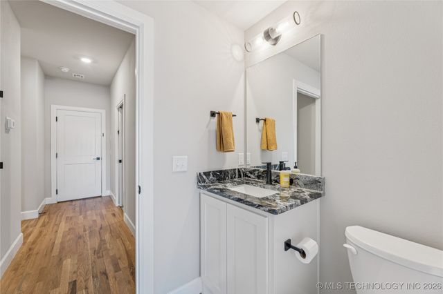 29517 E 105th Street S, Coweta, OK 74429