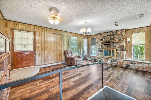 6216 County Road 465, Stephenville, TX 76401