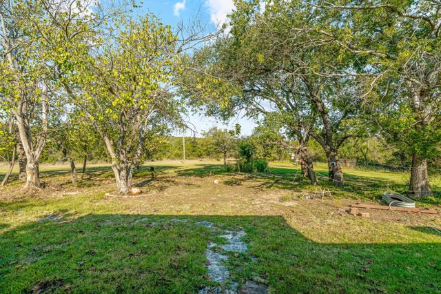 6216 County Road 465, Stephenville, TX 76401