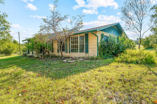 6216 County Road 465, Stephenville, TX 76401