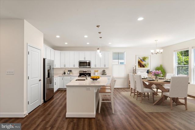 105 AMBERFIELD CT, Winchester, VA 22602