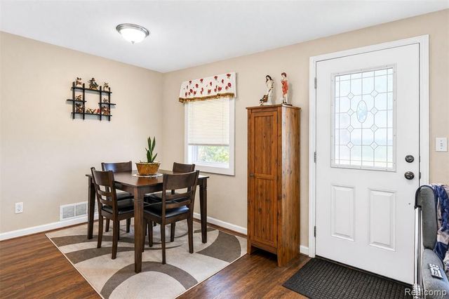 2072 11th Street, Wyandotte, MI 48192