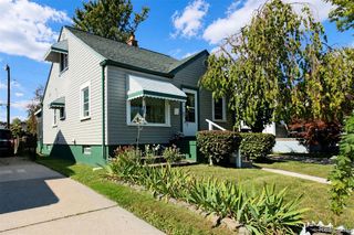 2072 11th Street, Wyandotte, MI 48192