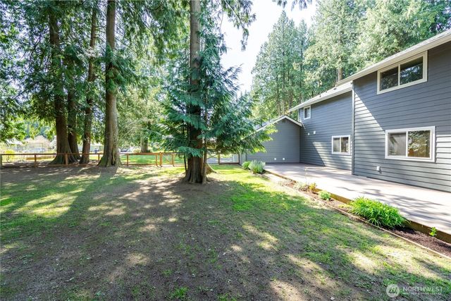 558 Bertrand Drive, Lynden, WA 98264