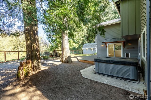 558 Bertrand Drive, Lynden, WA 98264