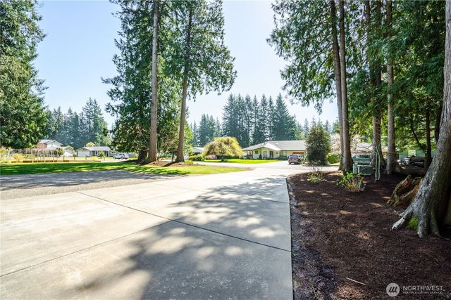 558 Bertrand Drive, Lynden, WA 98264
