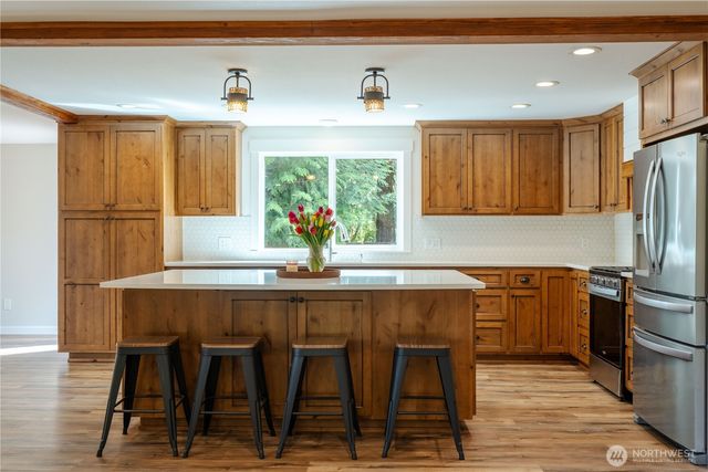 558 Bertrand Drive, Lynden, WA 98264