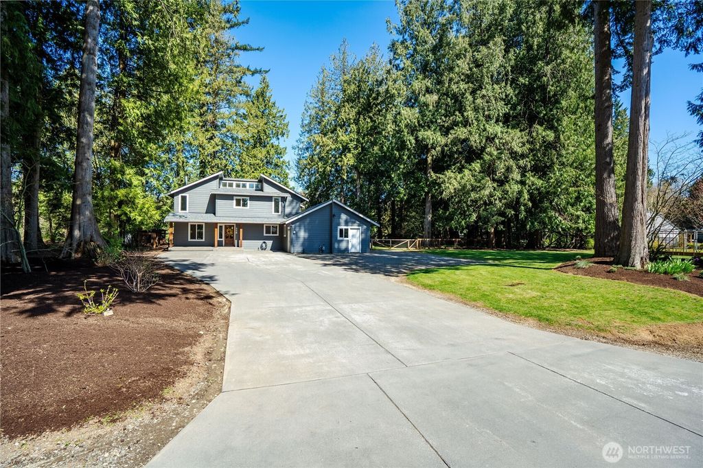 558 Bertrand Drive, Lynden, WA 98264