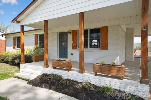 123 Rowe Street, Gastonia, NC 28056