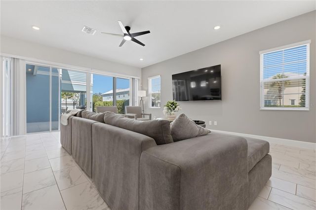 1428 REUNION BOULEVARD, Reunion, FL 34747