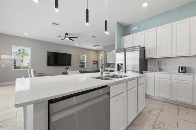 1428 REUNION BOULEVARD, Reunion, FL 34747