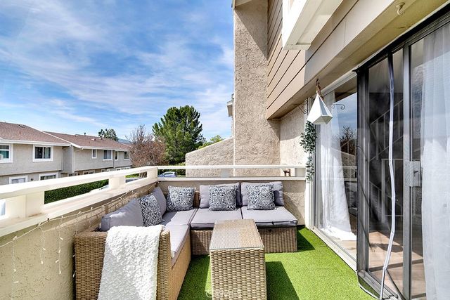 753 Warwick Ave, Thousand Oaks, CA 91360