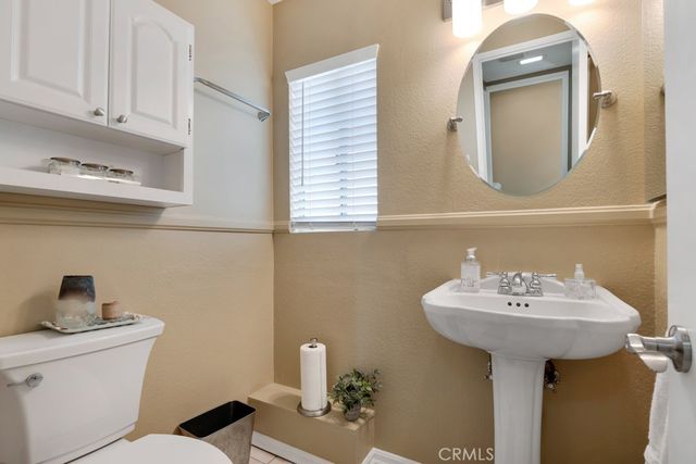 753 Warwick Ave, Thousand Oaks, CA 91360