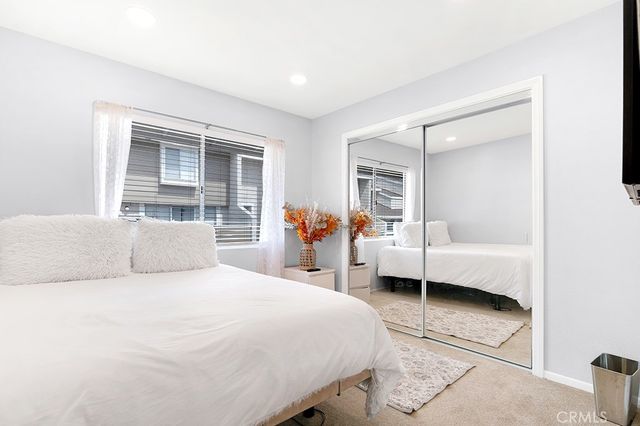 753 Warwick Ave, Thousand Oaks, CA 91360