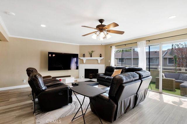 753 Warwick Ave, Thousand Oaks, CA 91360