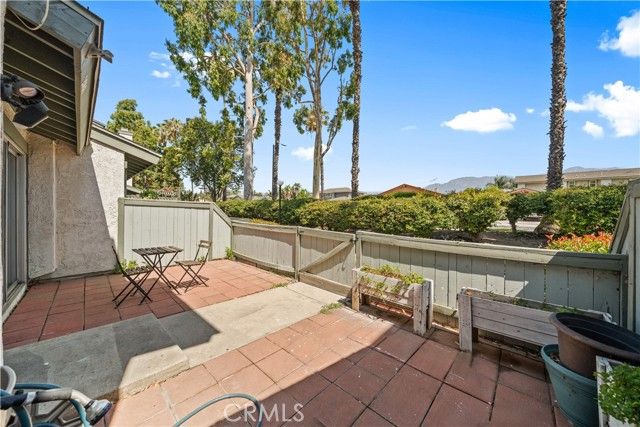 2008 E 5th Street, Ontario, CA 91764