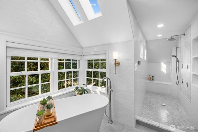 4814 194th Avenue SE, Issaquah, WA 98027