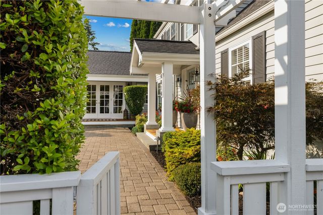 4814 194th Avenue SE, Issaquah, WA 98027