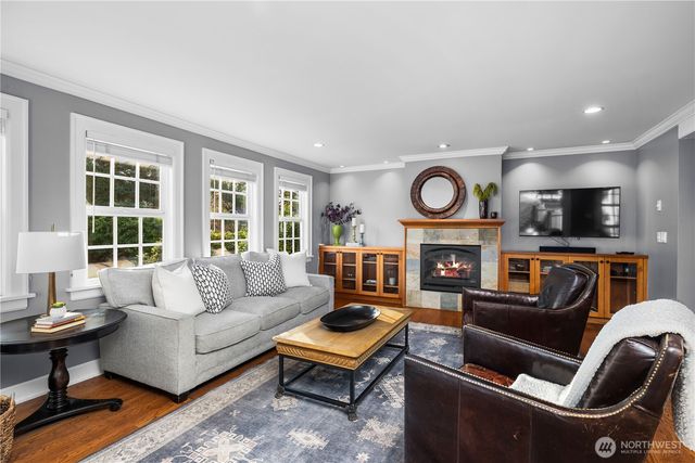 4814 194th Avenue SE, Issaquah, WA 98027