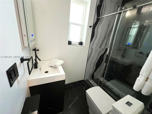 2235 SW 23rd Ave, Miami, FL 33145