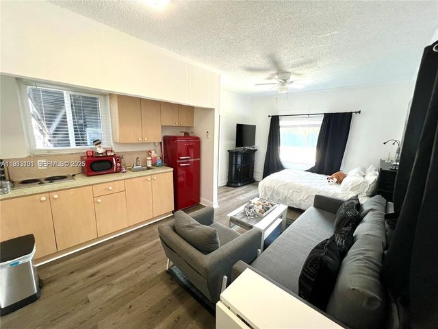 2235 SW 23rd Ave, Miami, FL 33145