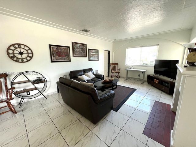 2235 SW 23rd Ave, Miami, FL 33145